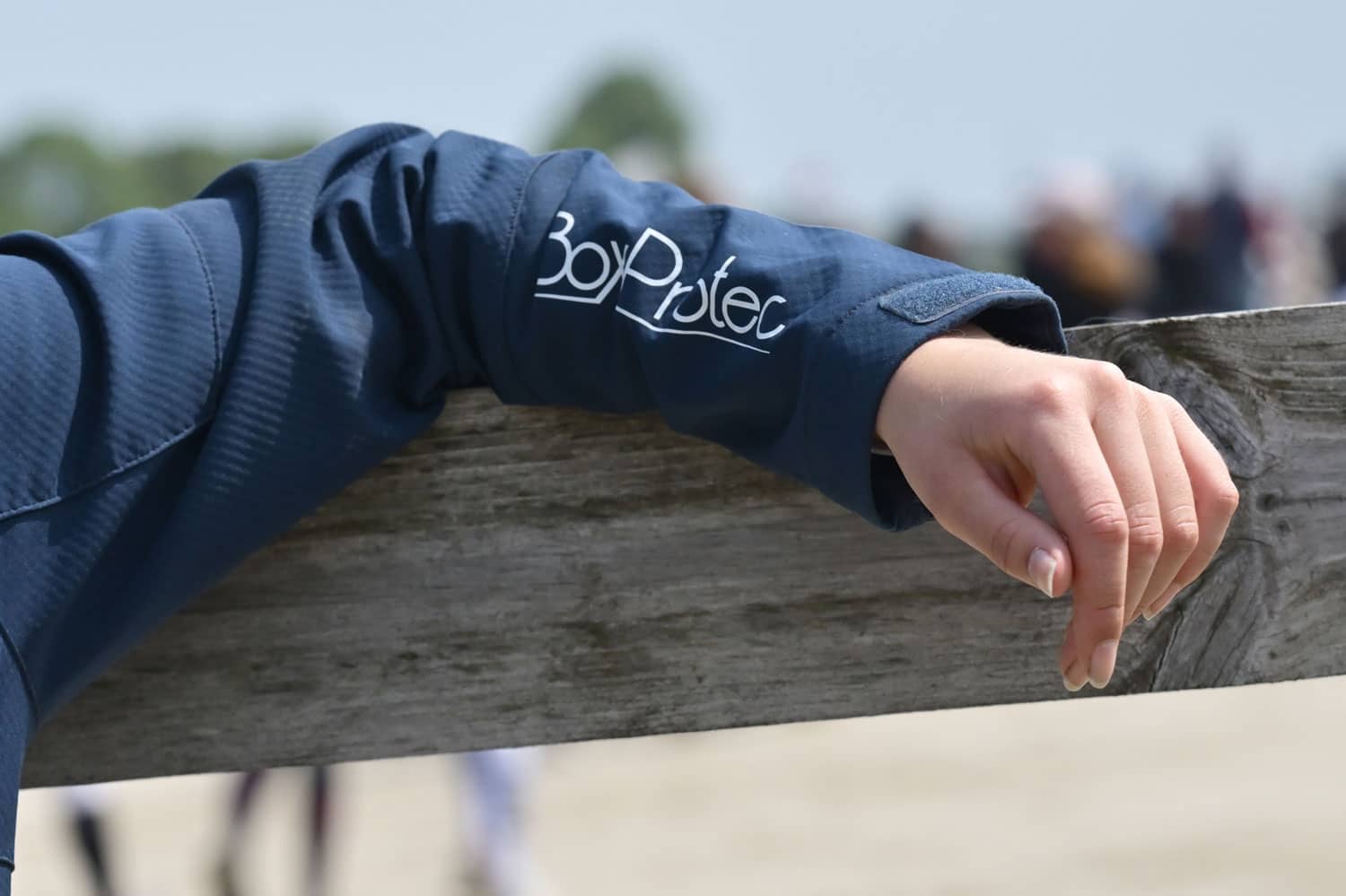 Flocage sur manche de blouson équestre